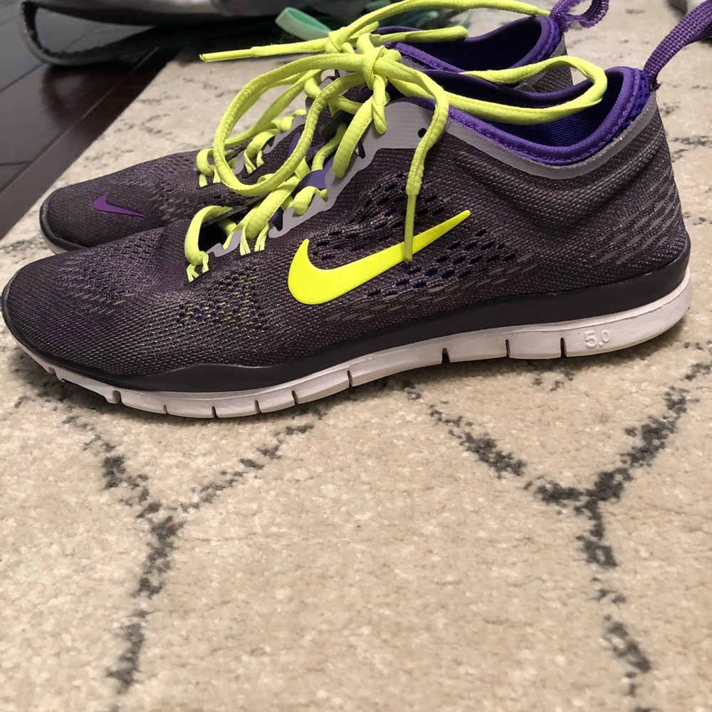 Size 8.5 Nike Free Tri Fit 4